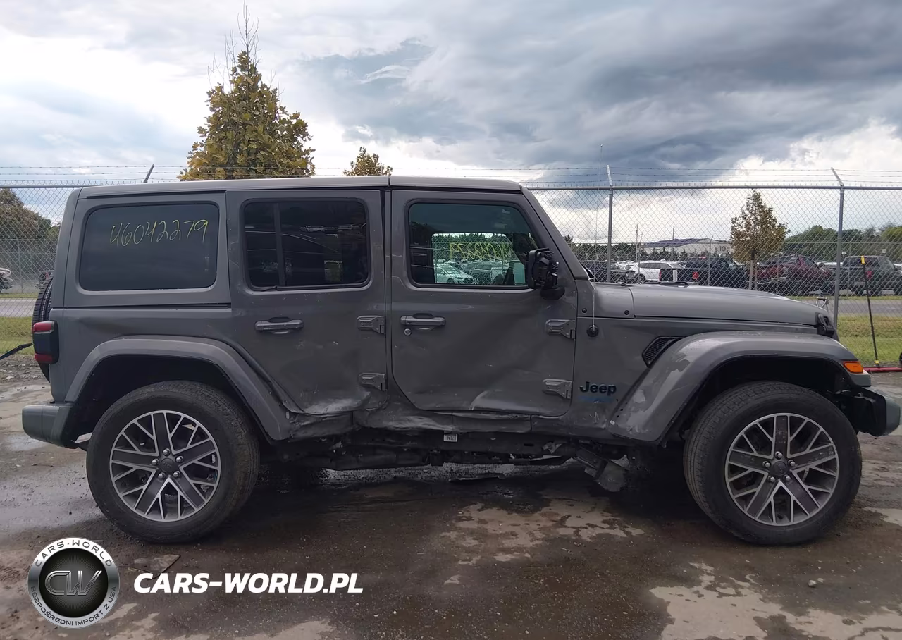 2022 Jeep Wrangler 4Xe Unlimited High Altitude 4X4 VIN:1C4JJXP67NW172986 - 13