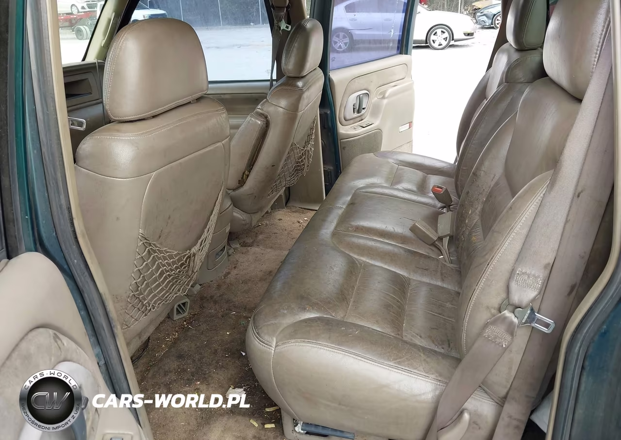 1998 Chevrolet C3500 VIN:1GCHC33J9WF008457 - 8