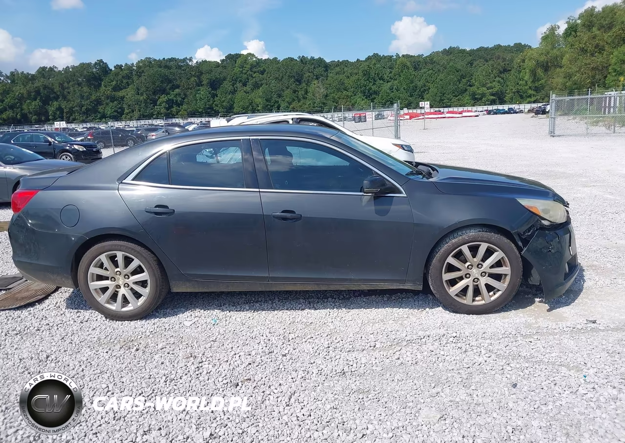 2015 Chevrolet Malibu 2Lt VIN:1G11D5SL5FF143389 - 13