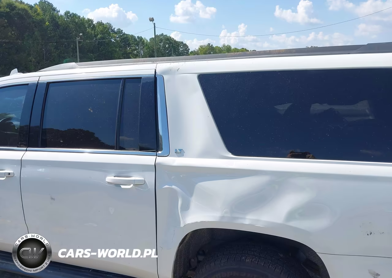 2015 Chevrolet Suburban 1500 Lt VIN:1GNSCJKC4FR608614 - 14