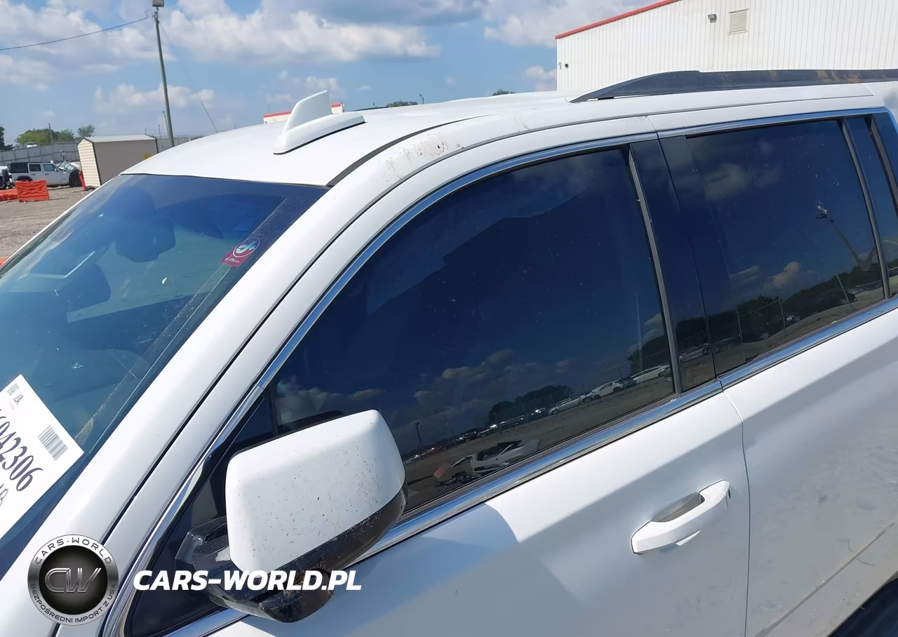 2015 Chevrolet Suburban 1500 Lt VIN:1GNSCJKC4FR608614 - 15