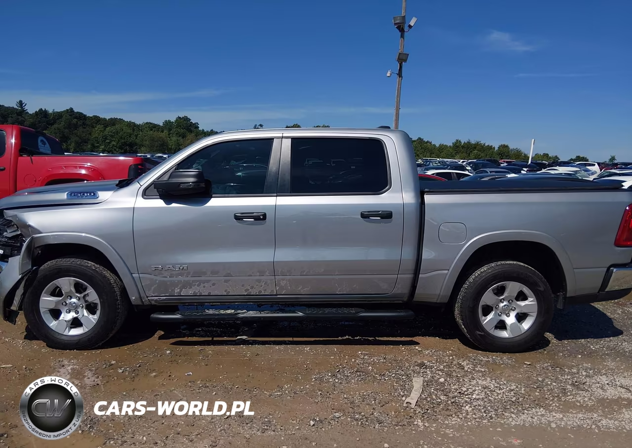 2025 Ram 1500 Big Horn 4X4 5'7 Box VIN:1C6SRFFP7SN537029 - 14