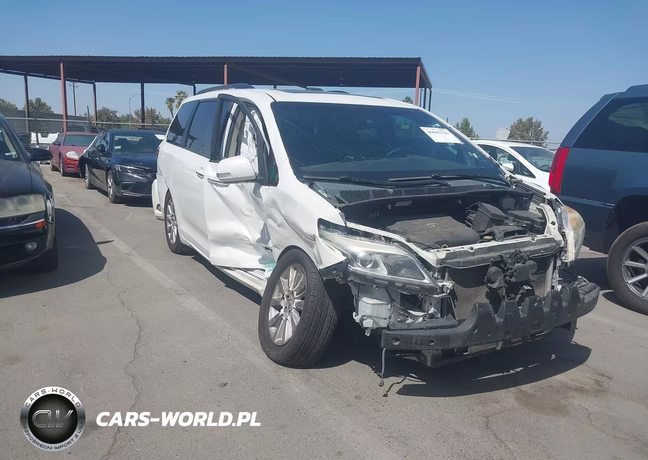 2015 Toyota Sienna Limited Premium 7 Passenger