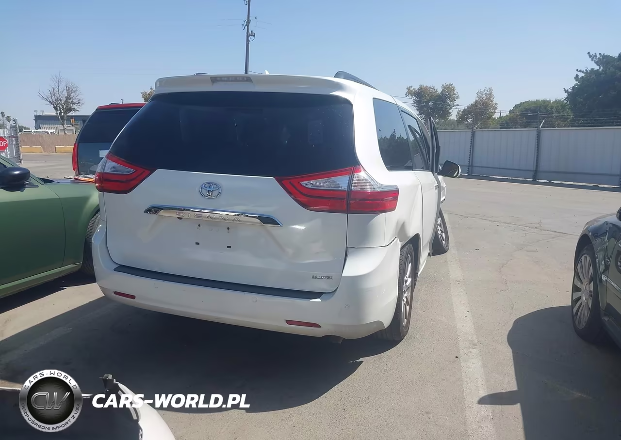 2015 Toyota Sienna Limited Premium 7 Passenger VIN:5TDYK3DC6FS682410 - 4
