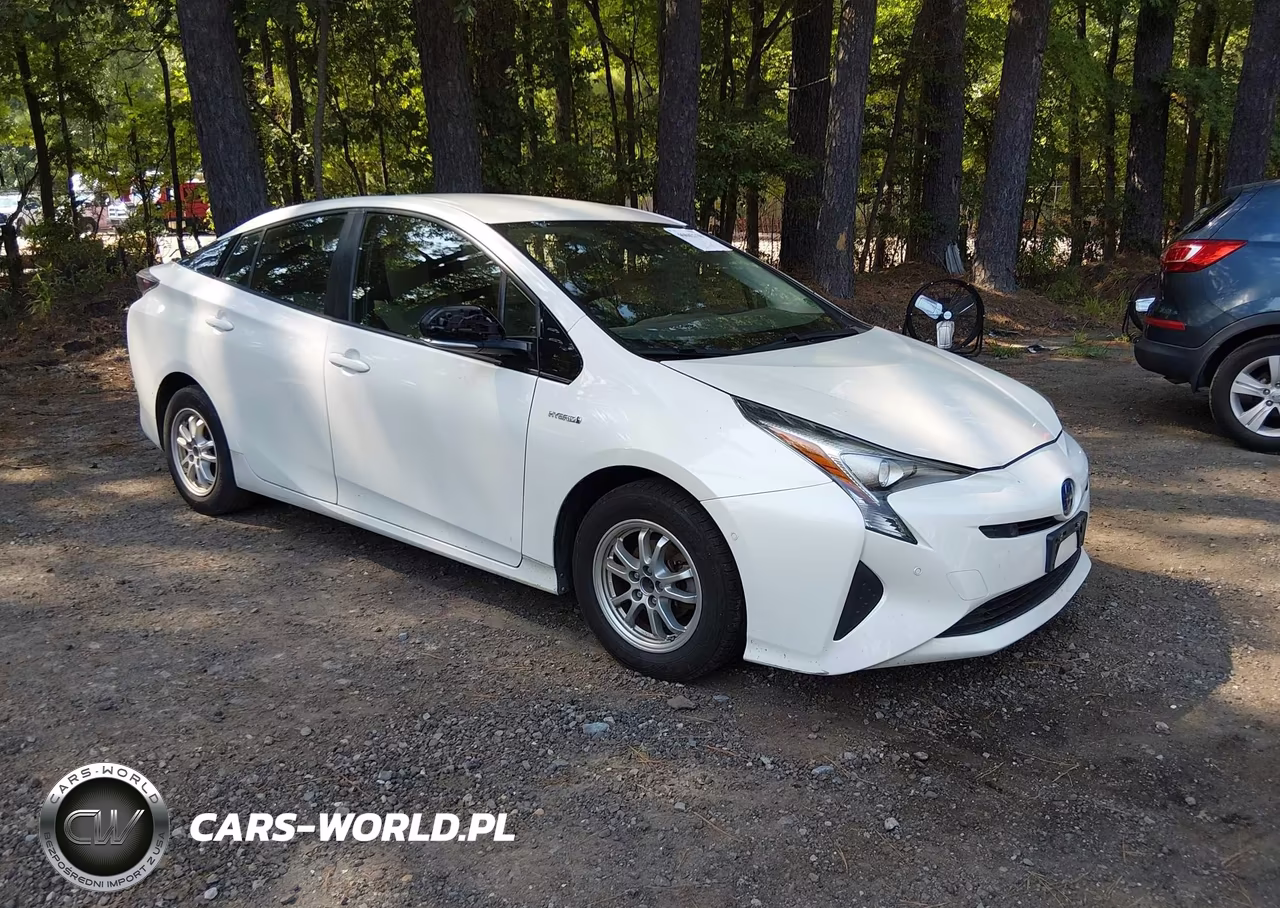 2017 Toyota Prius Two