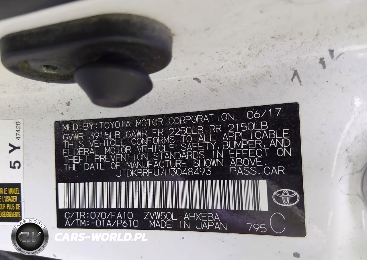 2017 Toyota Prius Two VIN:JTDKBRFU7H3048493 - 9