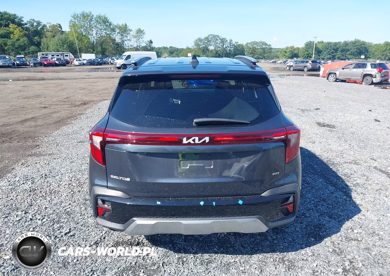 2025 Kia Seltos S VIN:KNDEUCAA5S7811483 - 17