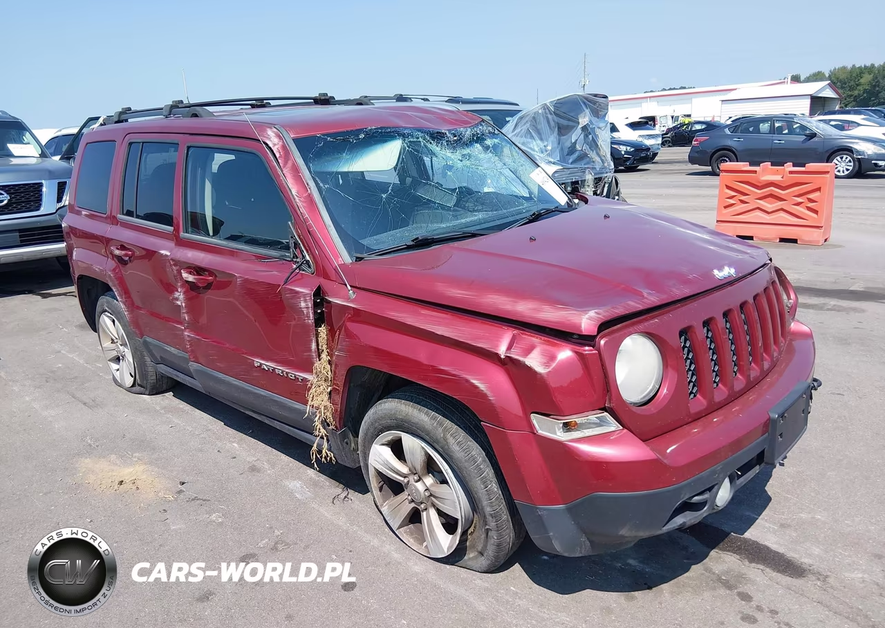 2014 Jeep Patriot Latitude – zdjęcie 1 z 16