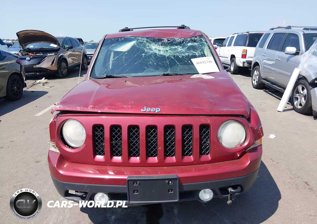 2014 Jeep Patriot Latitude VIN:1C4NJRFB9ED590392 - 12