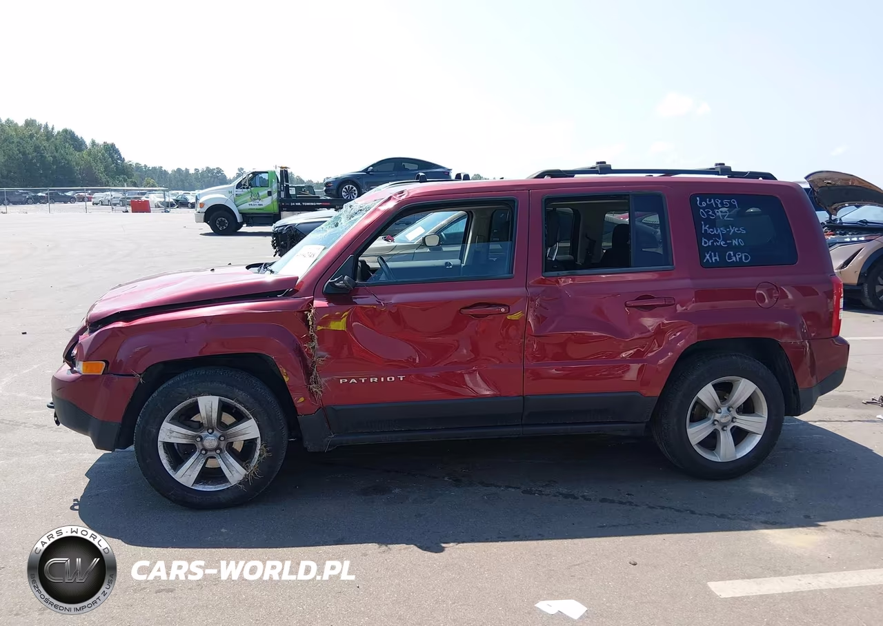 2014 Jeep Patriot Latitude VIN:1C4NJRFB9ED590392 - 14