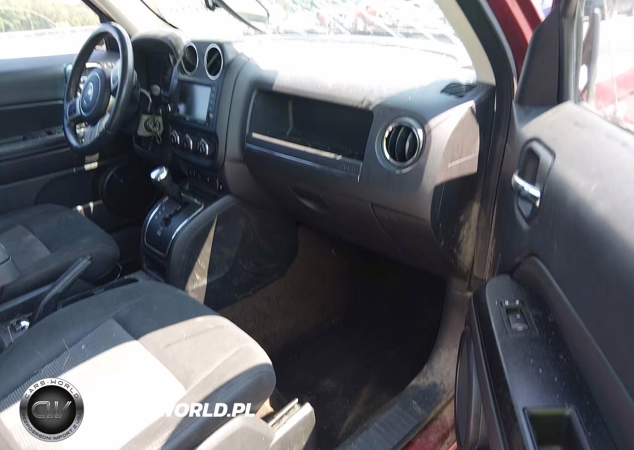 2014 Jeep Patriot Latitude VIN:1C4NJRFB9ED590392 - 5