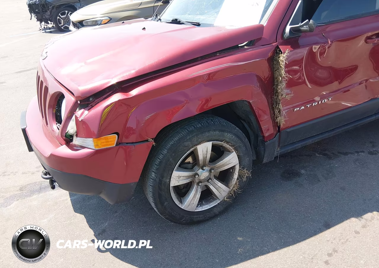 2014 Jeep Patriot Latitude VIN:1C4NJRFB9ED590392 - 6
