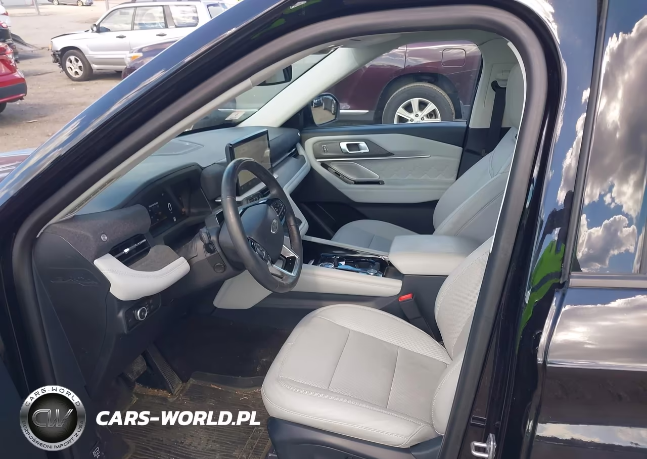 2025 Ford Explorer Platinum VIN:1FMWK8HC1SGA29112 - 5