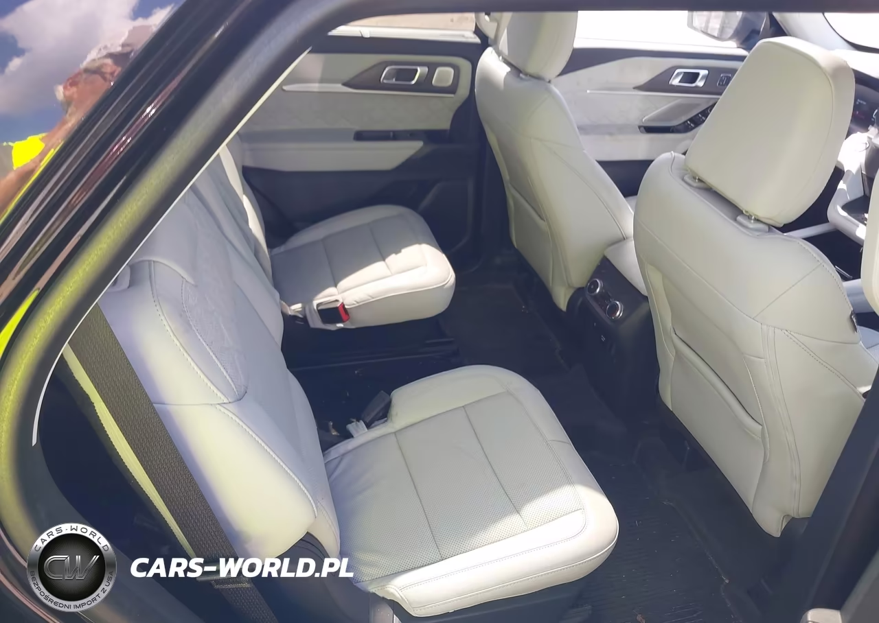 2025 Ford Explorer Platinum VIN:1FMWK8HC1SGA29112 - 8