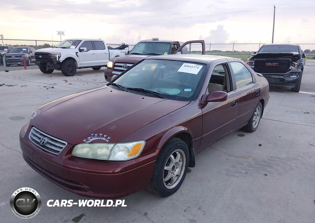 2000 Toyota Camry Le VIN:4T1BG22K1YU740767 - 2