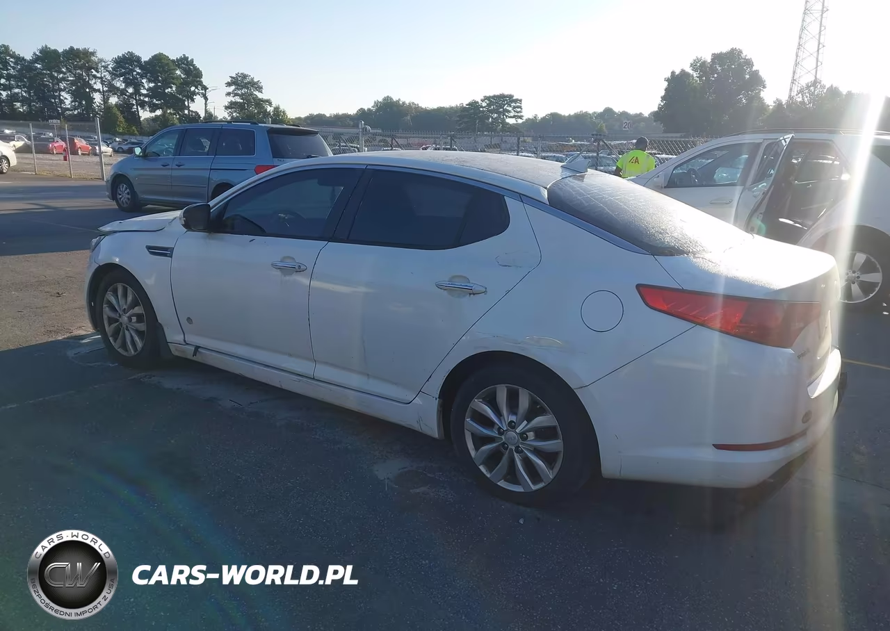 2013 Kia Optima Lx VIN:KNAGM4A7XD5366768 - 3