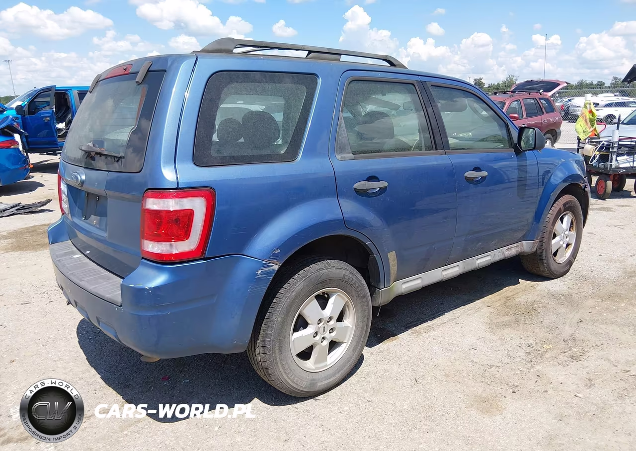 2009 Ford Escape Xls-Xls Manual VIN:1FMCU02779KB93997 - 4
