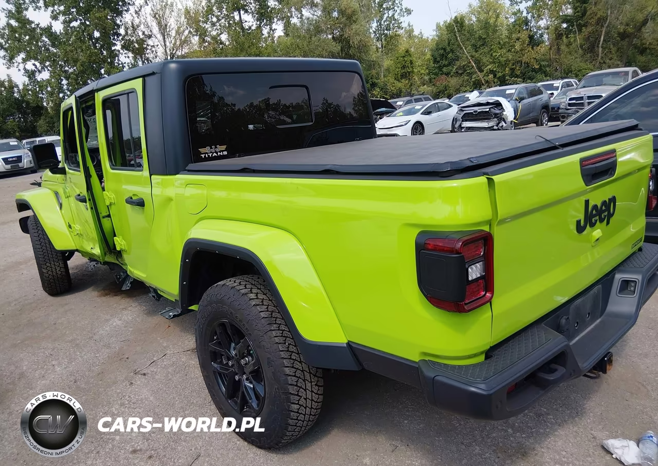 2021 Jeep Gladiator Sport S 4X4 VIN:1C6HJTAG6ML604886 - 3