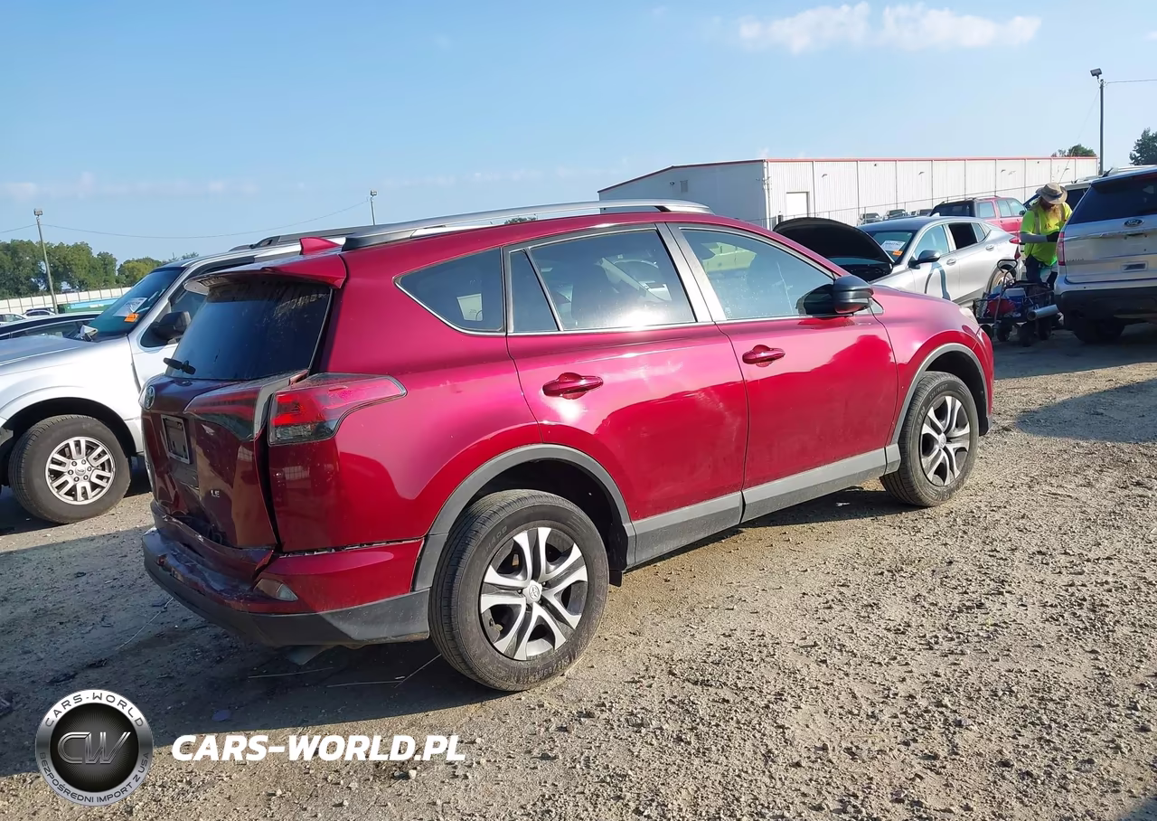 2018 Toyota Rav4 Le VIN:2T3ZFREV2JW468761 - 4