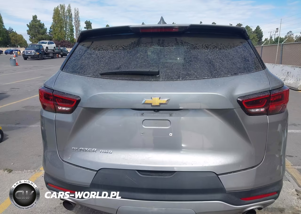 2025 Chevrolet Blazer Awd 2Lt VIN:3GNKBHR47SS192379 - 17