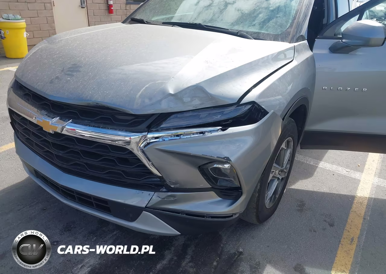 2025 Chevrolet Blazer Awd 2Lt VIN:3GNKBHR47SS192379 - 6