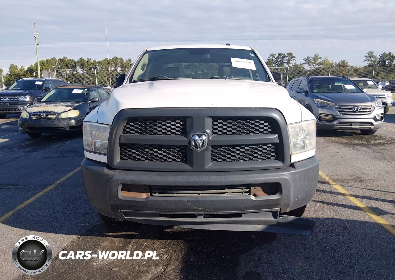 2015 Ram 2500 Tradesman VIN:3C6TR4HT7FG638329 - 11
