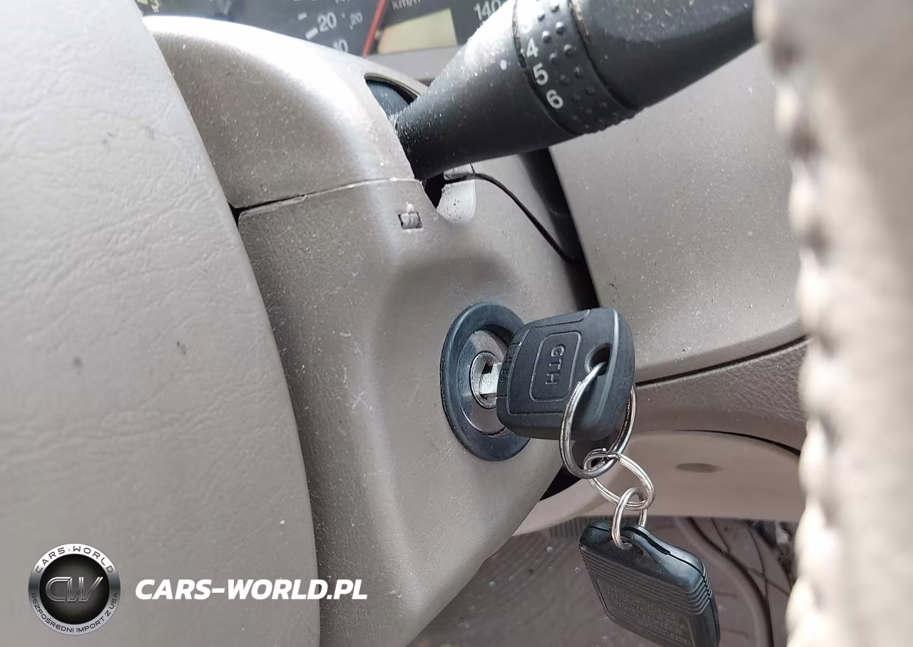 2005 Ford Focus Zx4 VIN:1FAHP34N55W233145 - 11