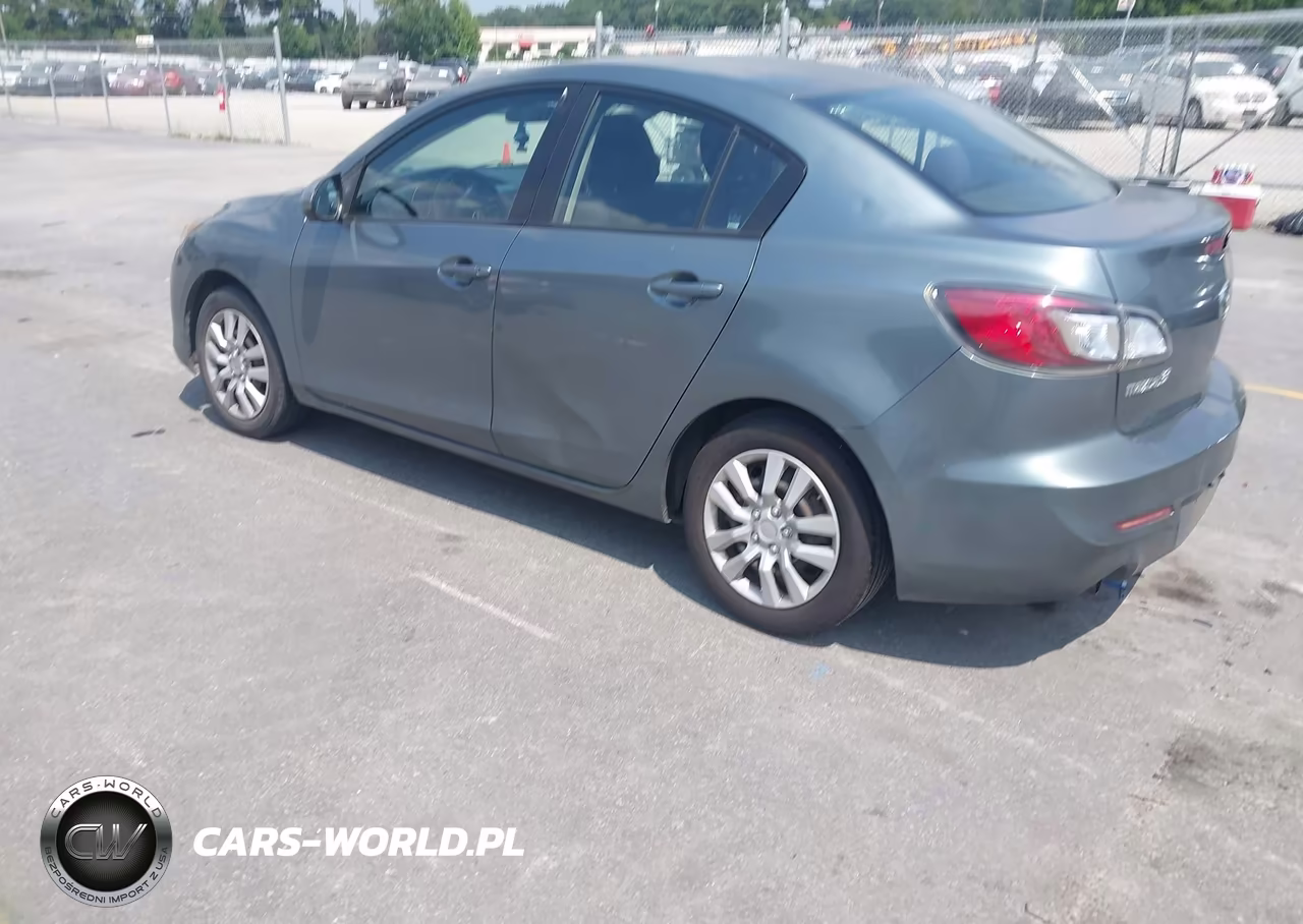 2012 Mazda Mazda3 I Sport VIN:JM1BL1UFXC1612340 - 3