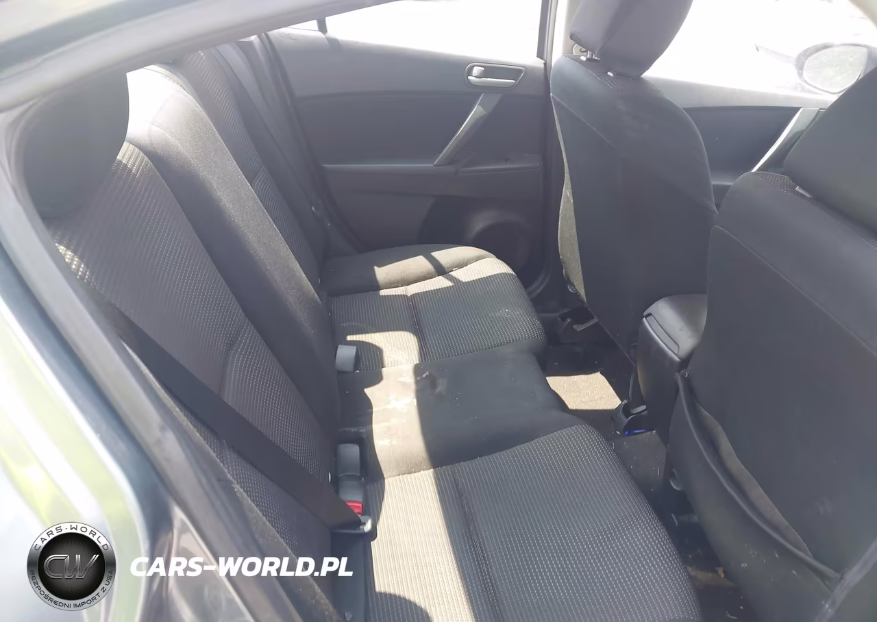 2012 Mazda Mazda3 I Sport VIN:JM1BL1UFXC1612340 - 8
