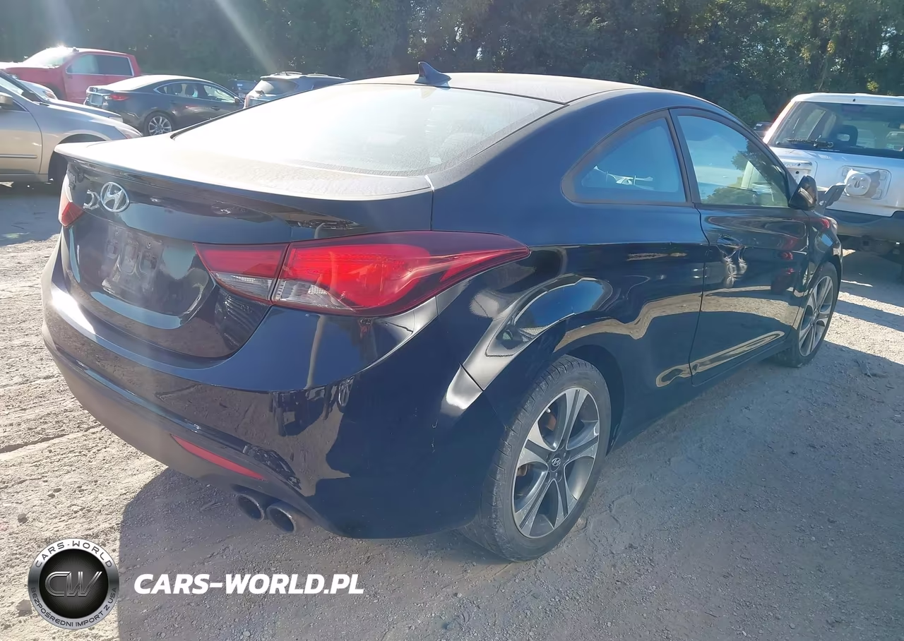 2014 Hyundai Elantra VIN:KMHDH6AH2EU024572 - 4