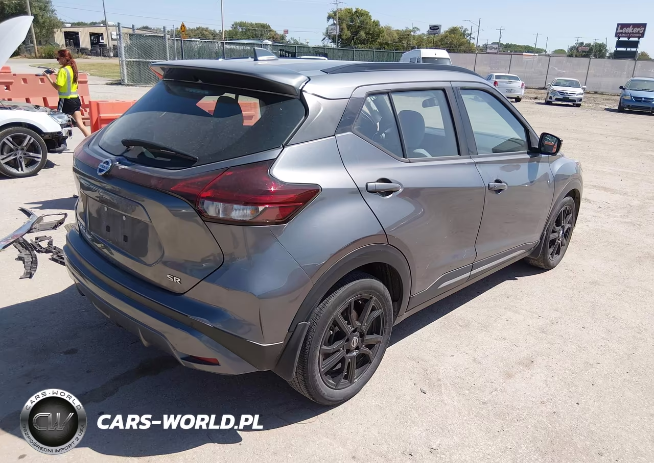 2021 Nissan Kicks Sr Xtronic Cvt VIN:3N1CP5DV6ML521702 - 4