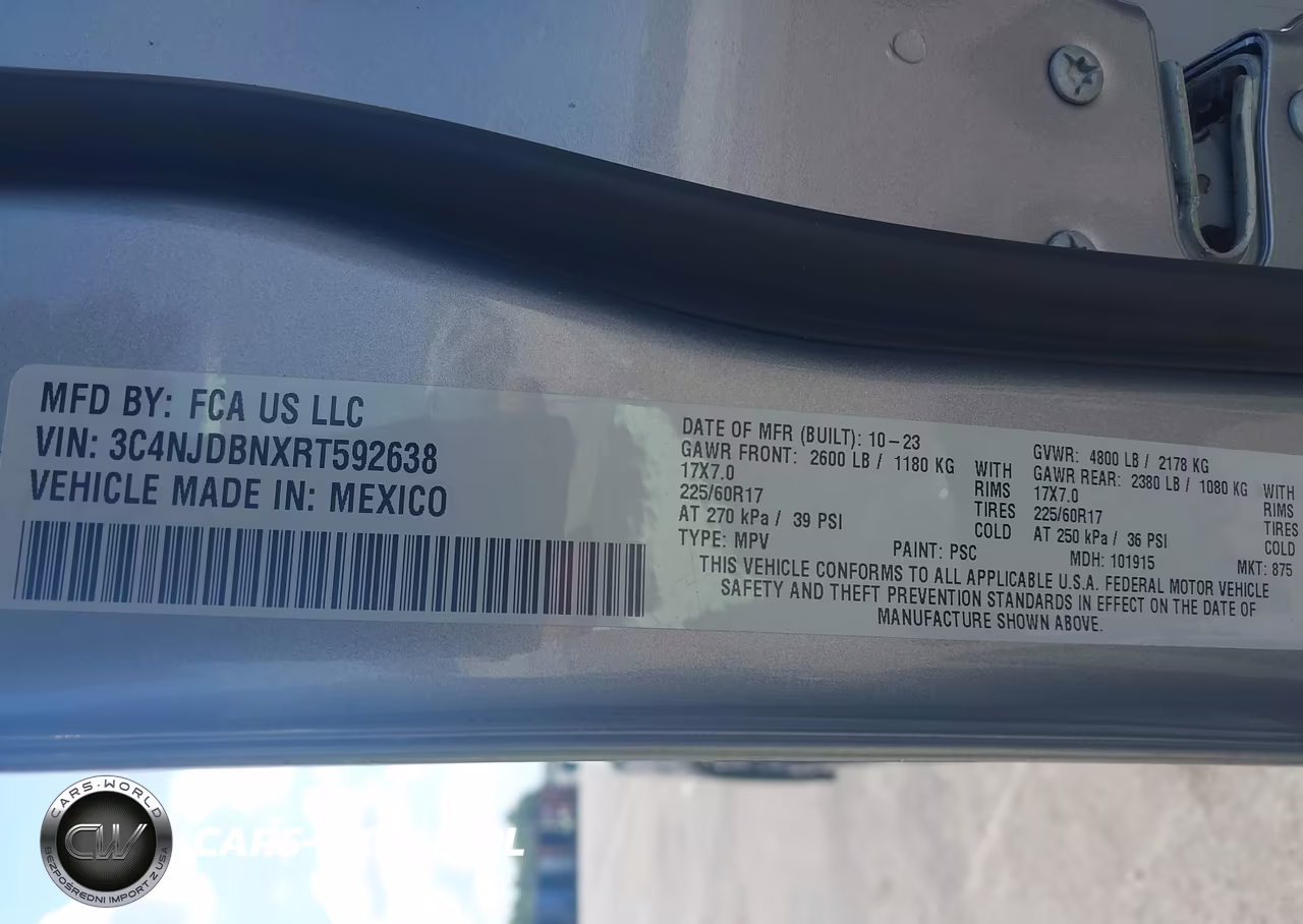 2024 Jeep Compass Latitude 4X4 VIN:3C4NJDBNXRT592638 - 8