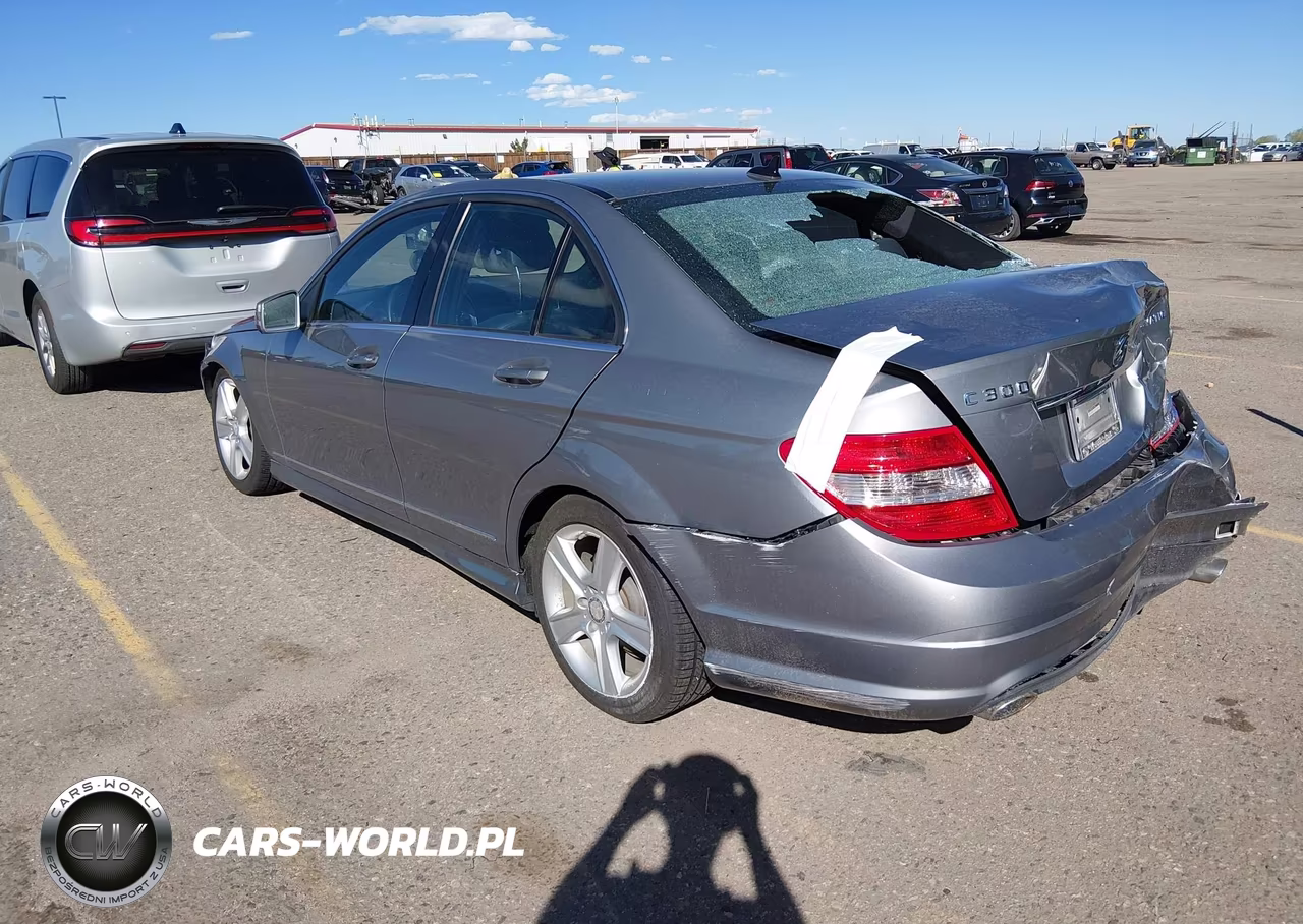 2011 MERCEDES-BENZ C 300 LUXURY 4MATIC-SPORT 4MATIC VIN:WDDGF8BB0BR180286 - 3