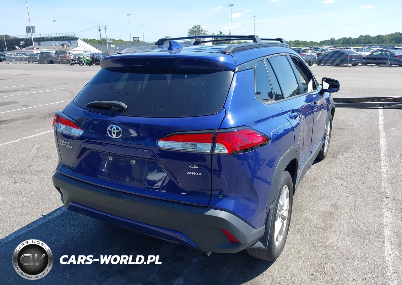 2023 Toyota Corolla Cross Le VIN:7MUBAABG3PV061183 - 4
