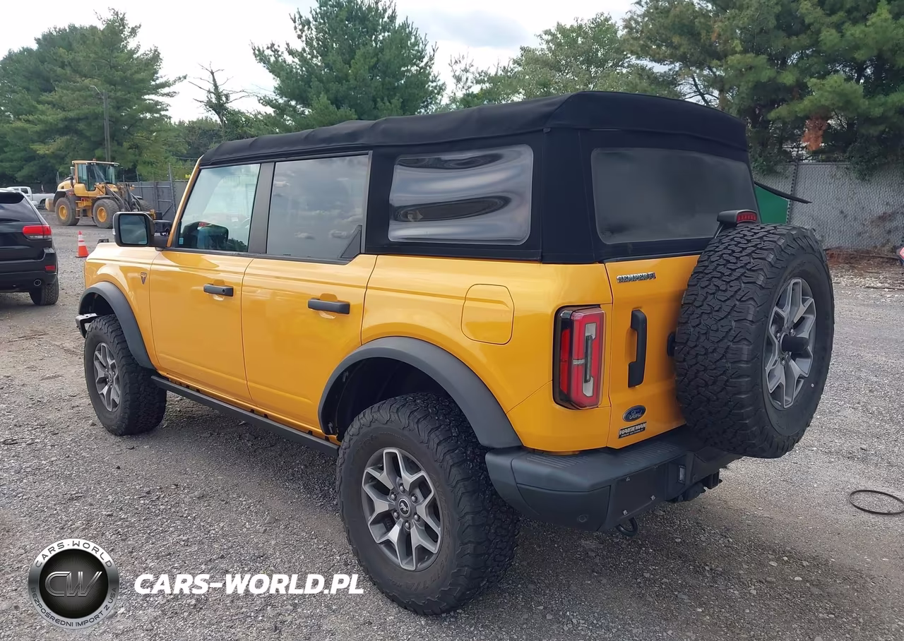 2021 Ford Bronco Badlands VIN:1FMEE5DH8MLA89451 - 3
