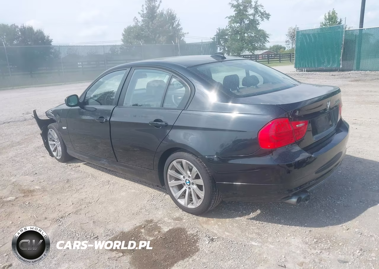 2011 BMW 328I VIN:WBAPH7C59BE676151 - 3
