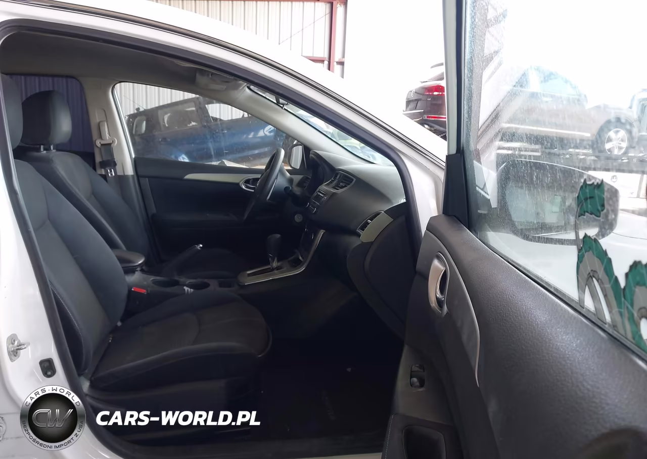 2015 Nissan Sentra S VIN:3N1AB7AP0FY348319 - 5
