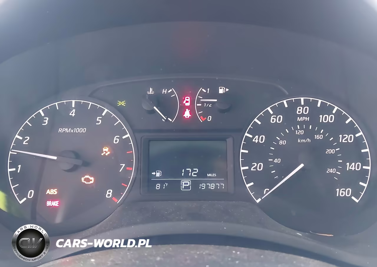 2015 Nissan Sentra S VIN:3N1AB7AP0FY348319 - 7