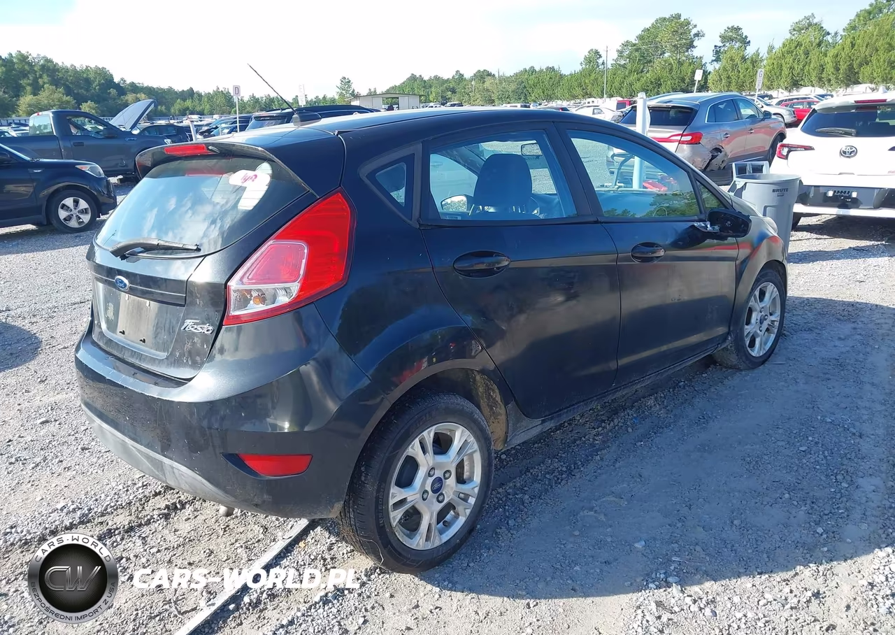 2015 Ford Fiesta Se VIN:3FADP4EJ1FM208406 - 4