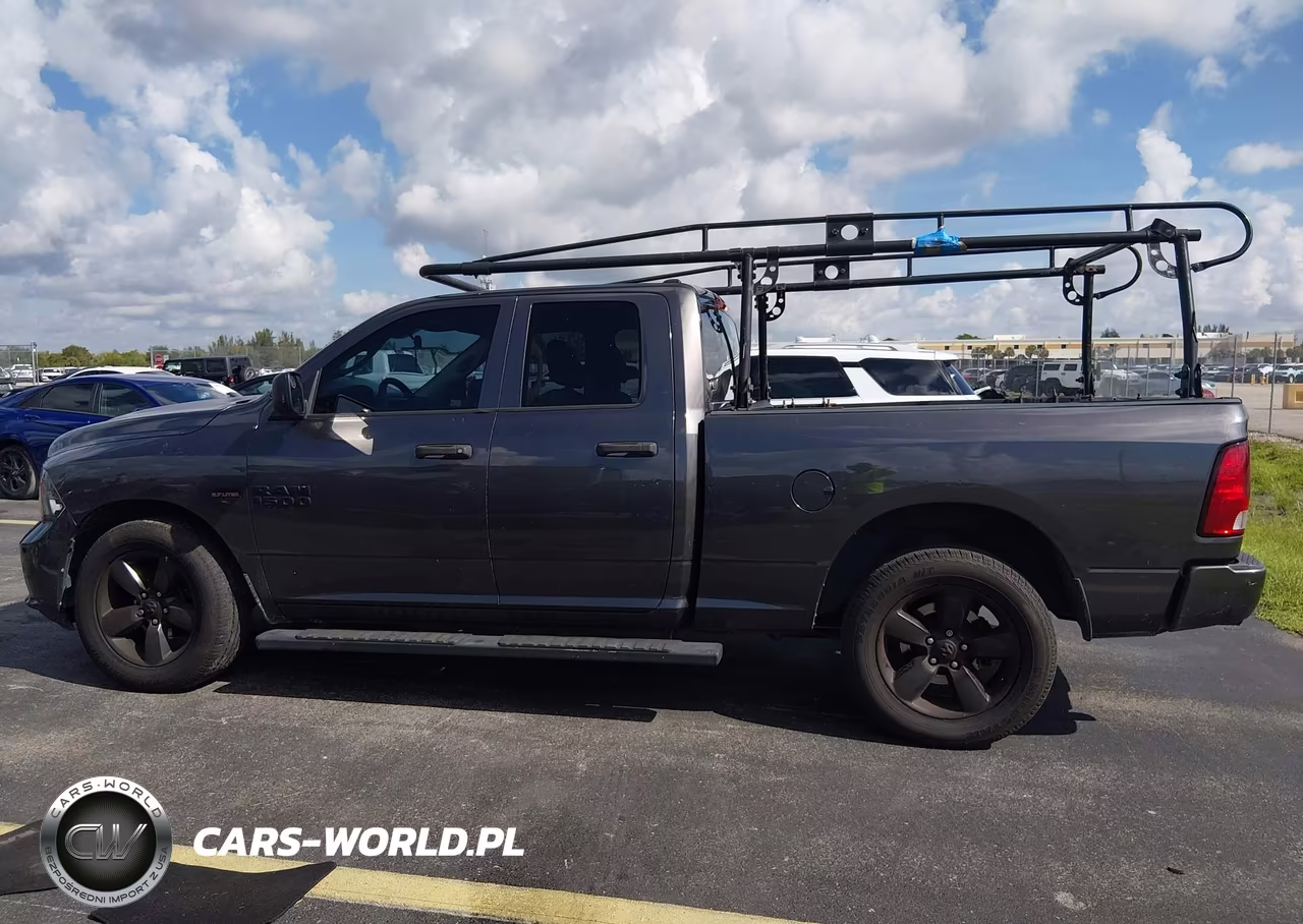 2017 Ram 1500 Express 4X2 6'4 Box VIN:1C6RR6FT5HS836086 - 14