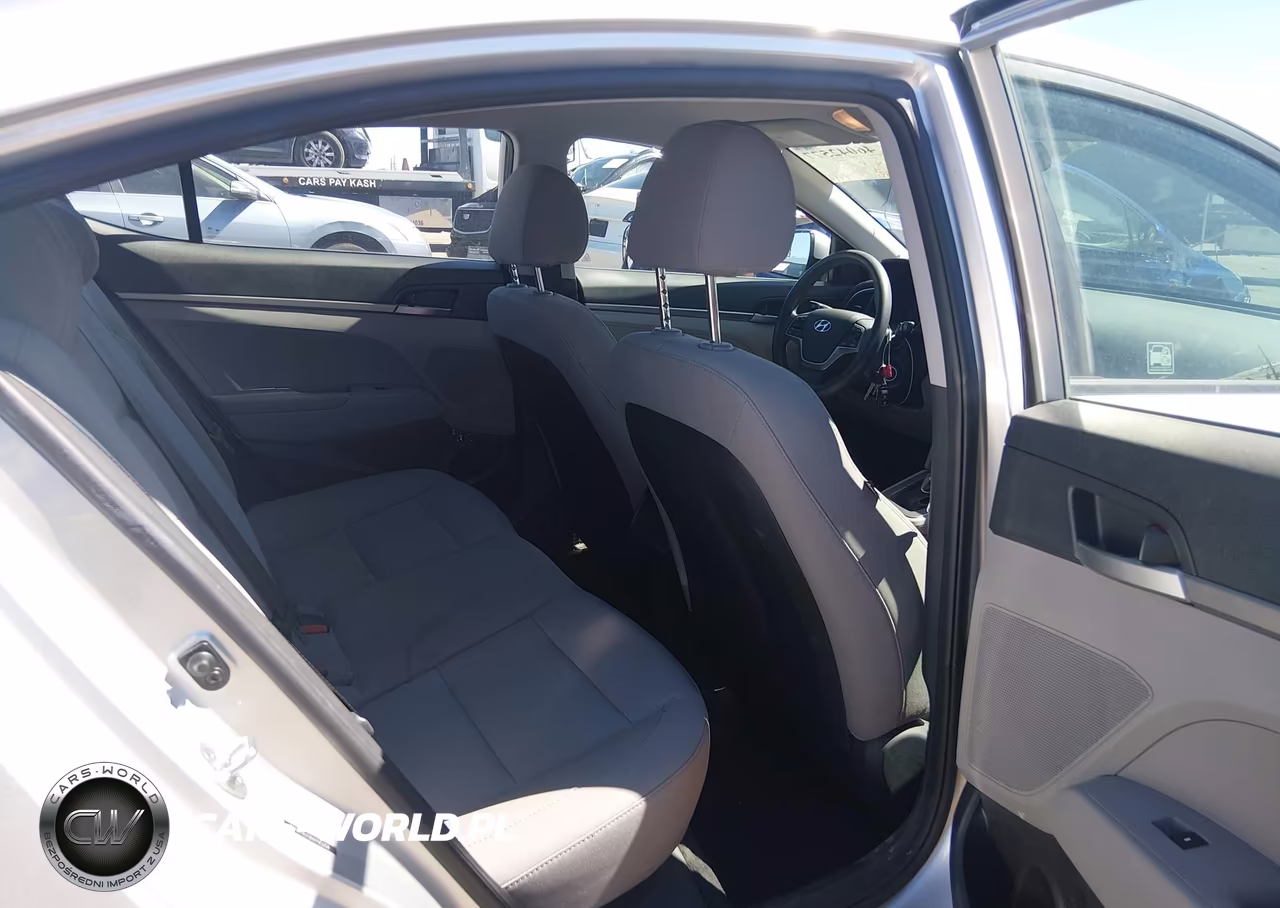 2017 Hyundai Elantra Se VIN:5NPD74LF8HH195204 - 8