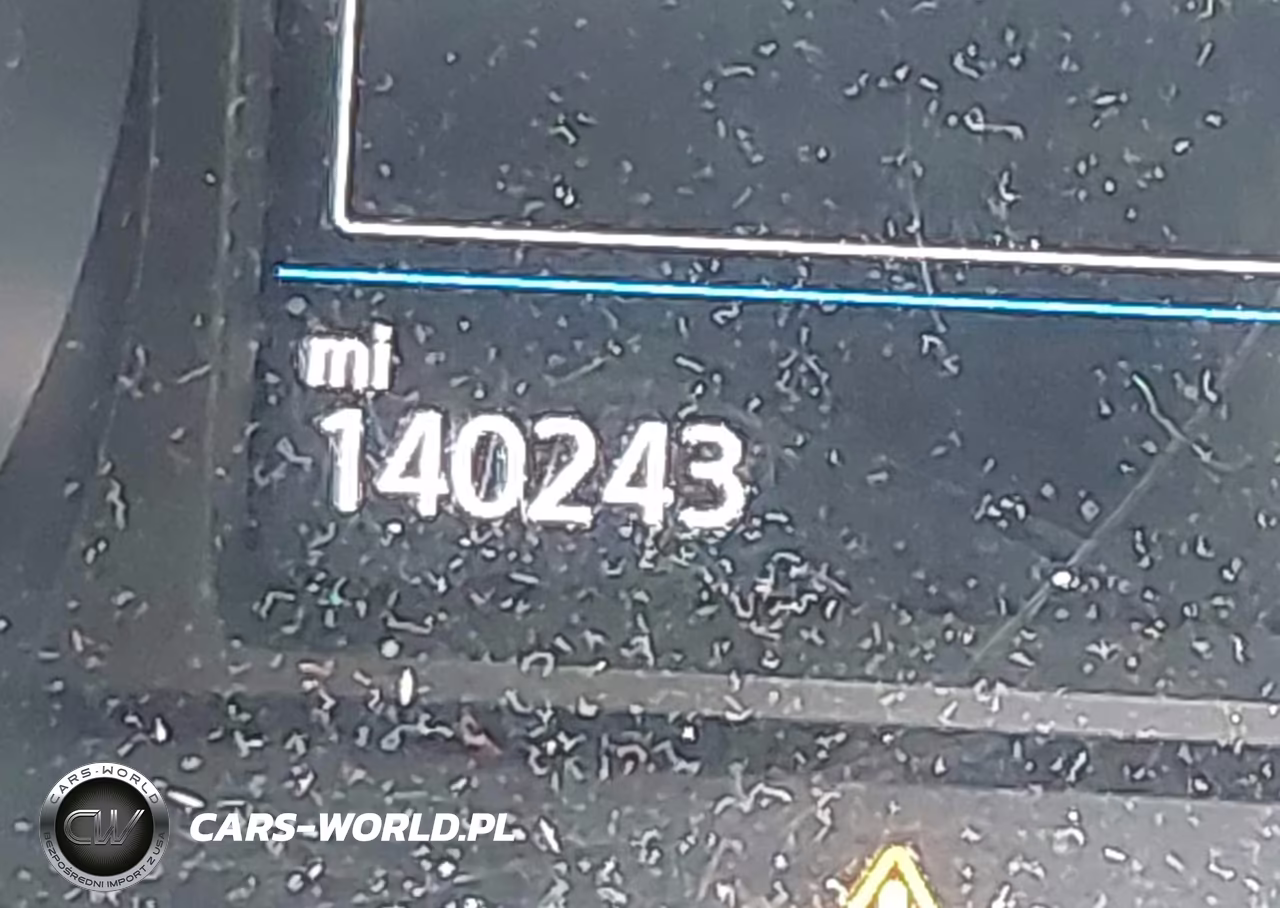 2018 Volkswagen Tiguan 2.0T S VIN:3VV0B7AX6JM124658 - 15