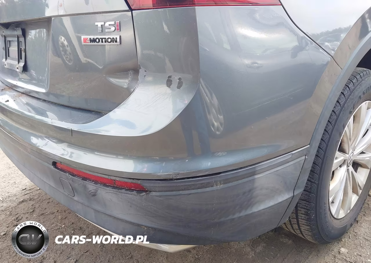 2018 Volkswagen Tiguan 2.0T S VIN:3VV0B7AX6JM124658 - 18