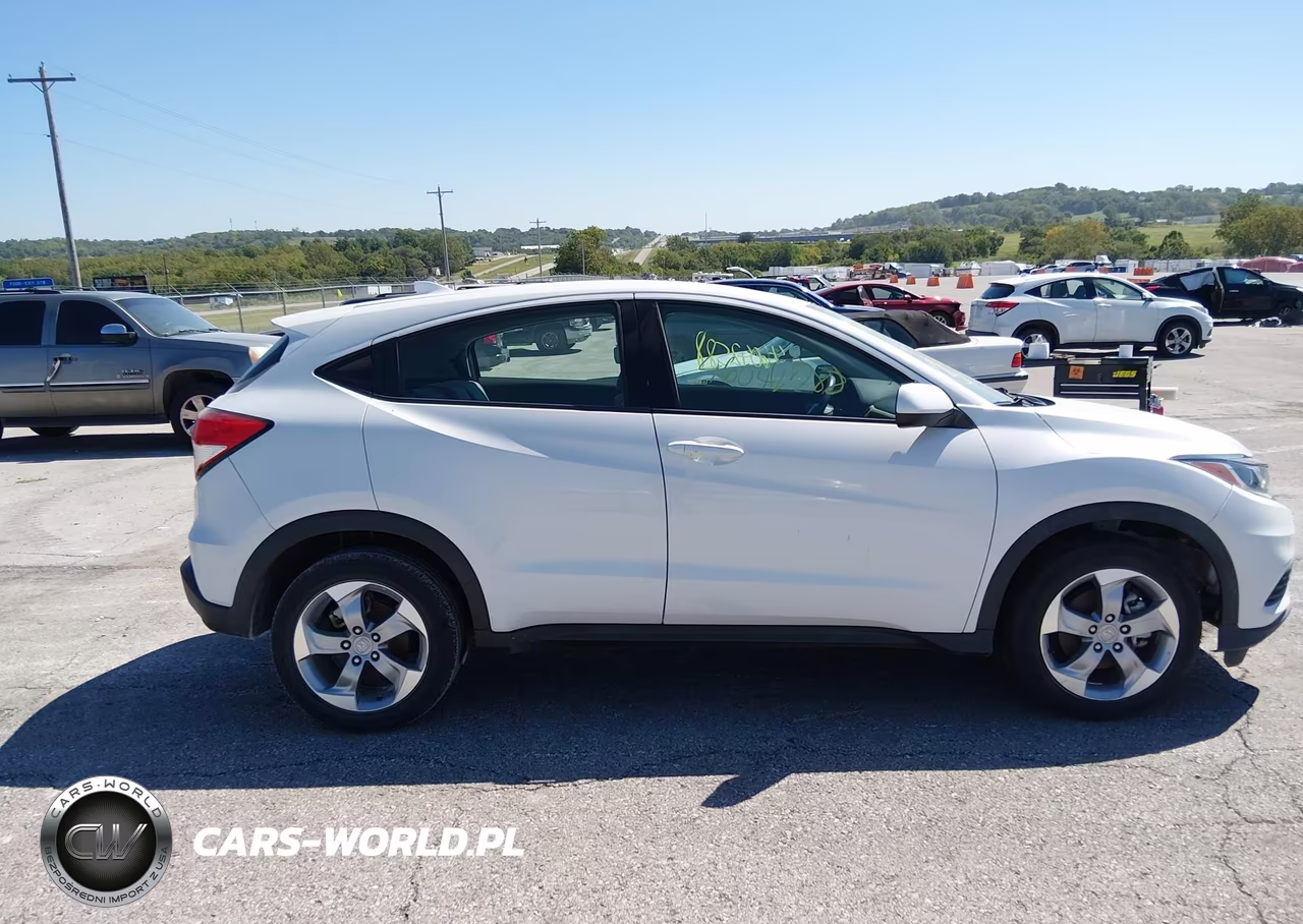 2022 Honda Hr-V Awd Lx VIN:3CZRU6H30NM718871 - 13