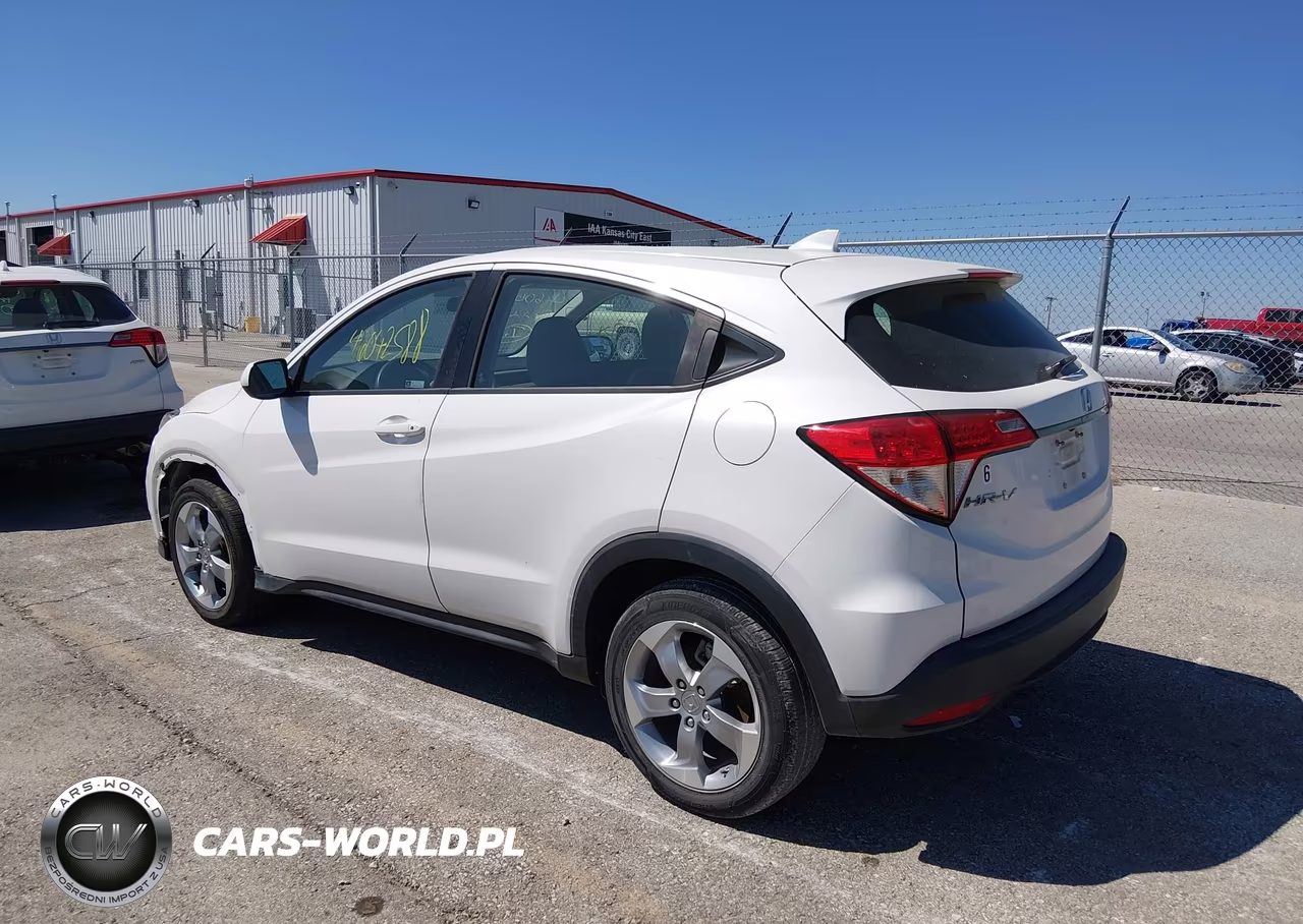 2022 Honda Hr-V Awd Lx VIN:3CZRU6H30NM718871 - 3