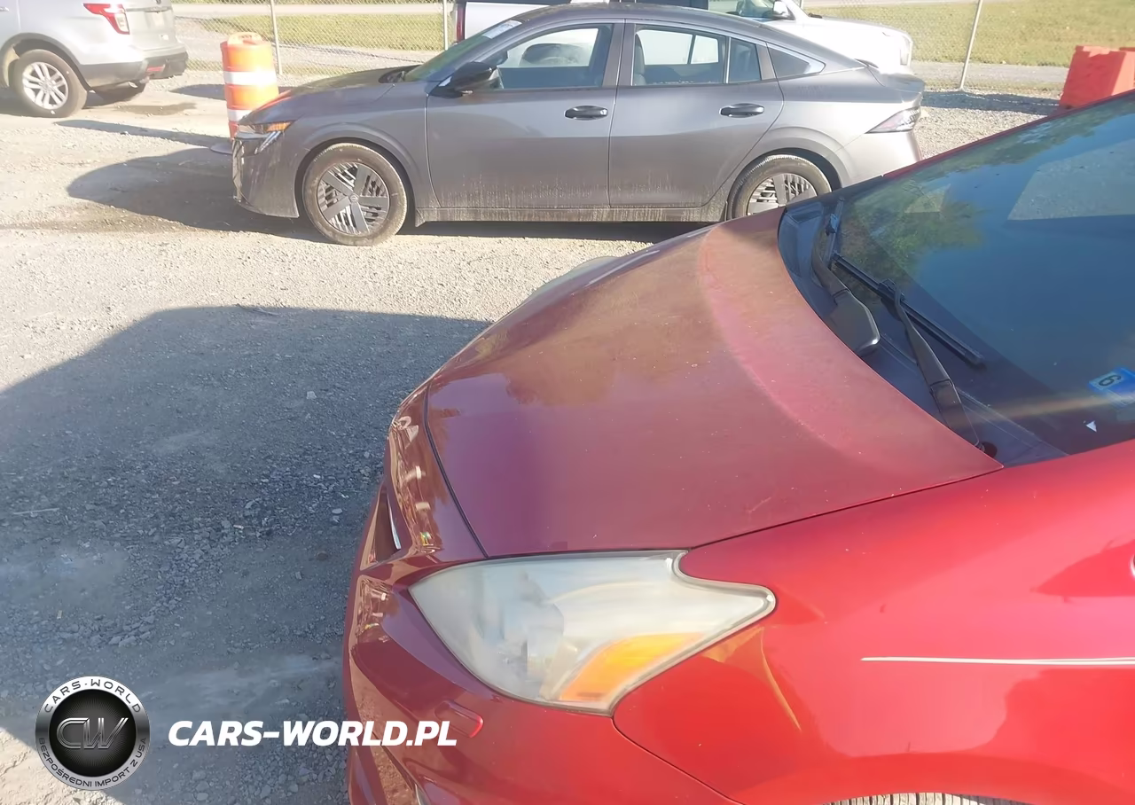 2014 Toyota Prius V Five VIN:JTDZN3EU1E3318205 - 6