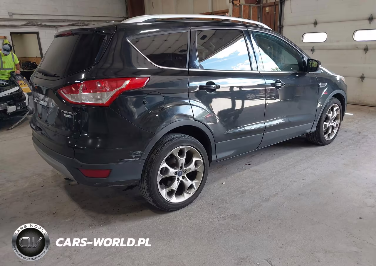2014 Ford Escape Titanium VIN:1FMCU9J99EUC35124 - 4