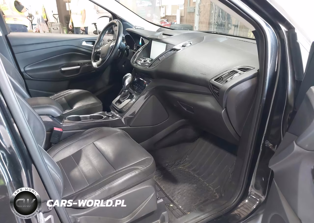 2014 Ford Escape Titanium VIN:1FMCU9J99EUC35124 - 5