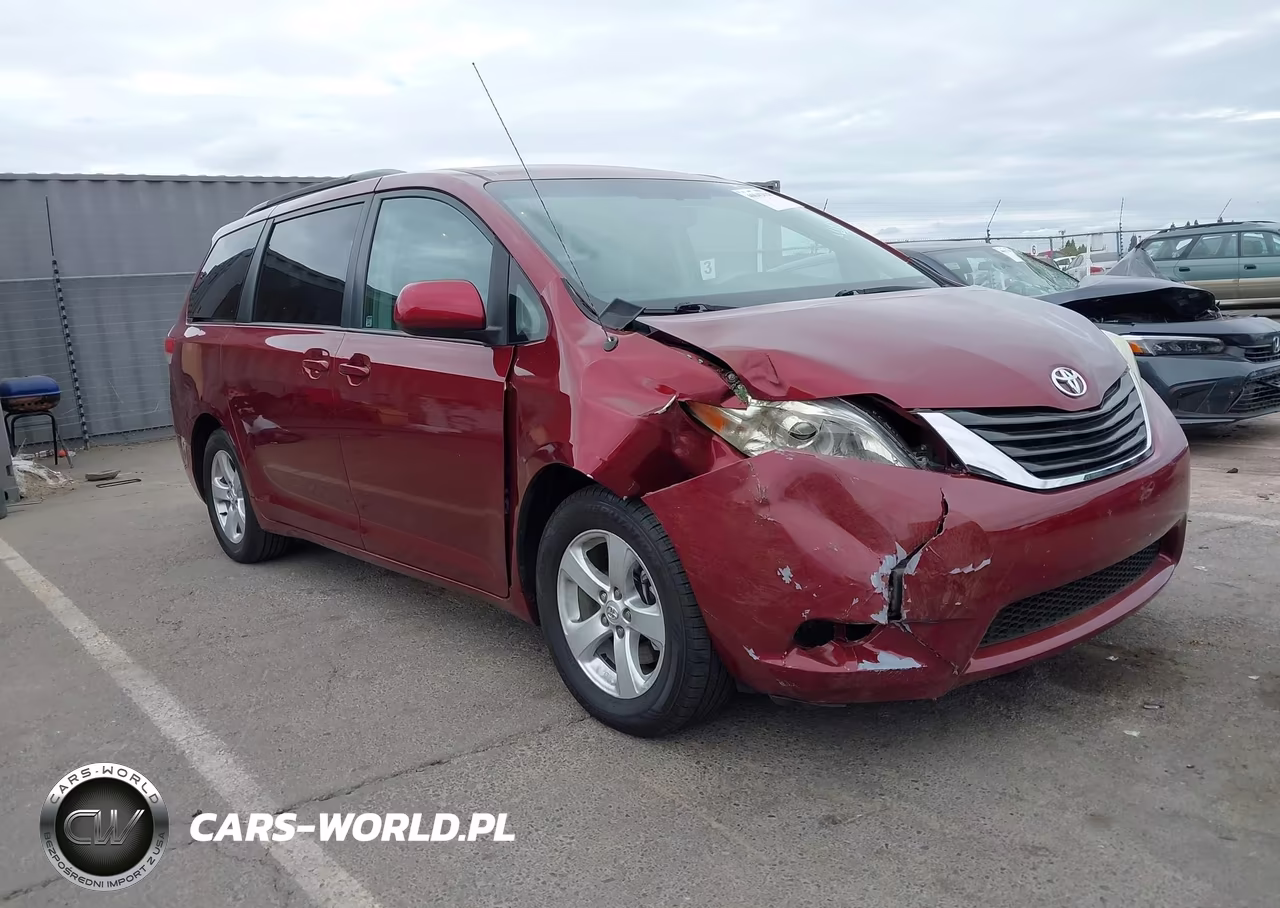 2011 Toyota Sienna Le V6