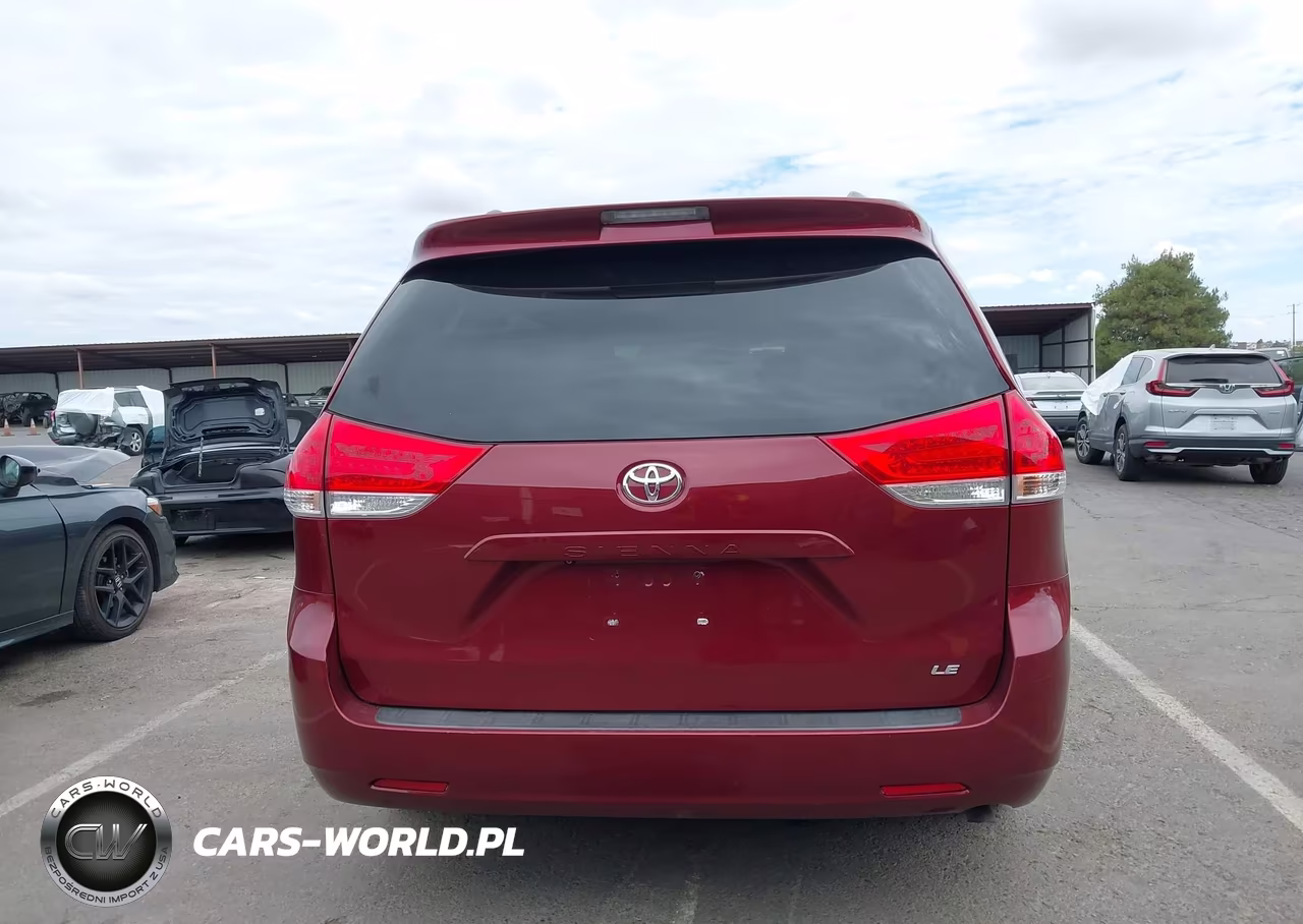 2011 Toyota Sienna Le V6 VIN:5TDKK3DC0BS092543 - 16